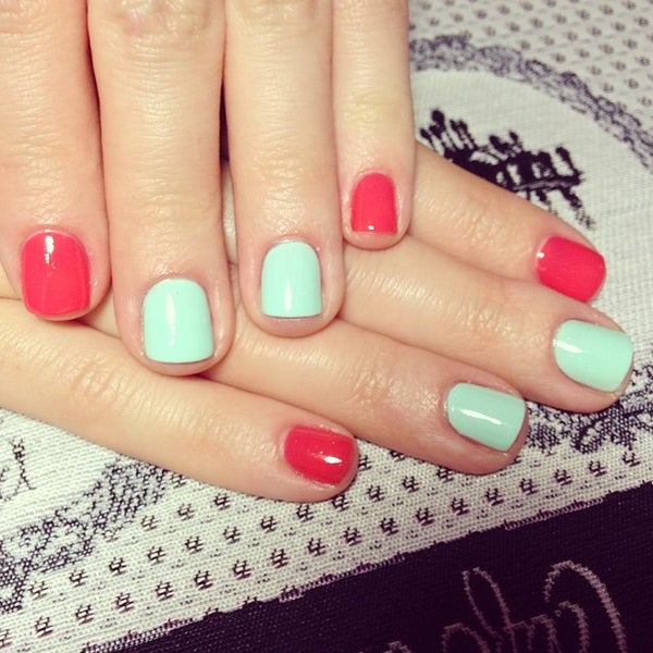 Бюджетный маникюр. Недорогой маникюр на дому. Маникюр наращивание. Ногти на дому. Недорогой маникюр на дому.