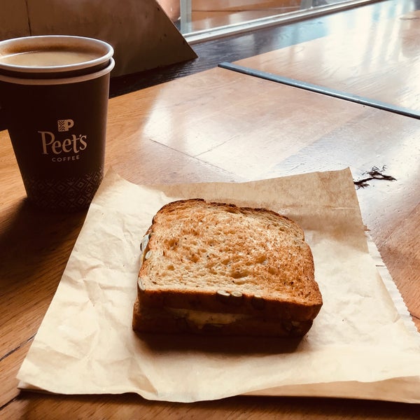 8/25/2019 tarihinde Kenley G.ziyaretçi tarafından Peet&#39;s Coffee &amp; Tea'de çekilen fotoğraf