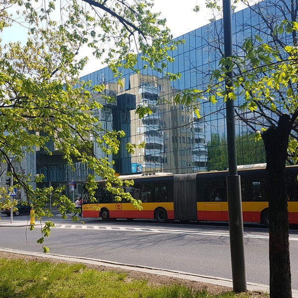 Photo taken at Sąd Najwyższy / Sąd Apelacyjny w Warszawie by Talie on 4/29/2019