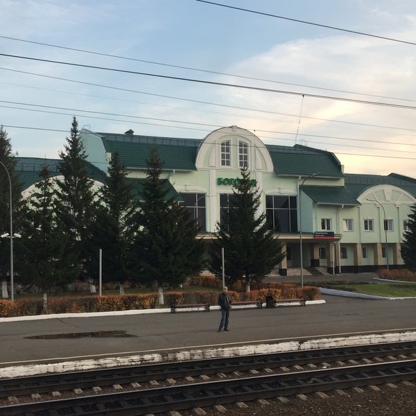 Междугородние автобусы красноярск. Автовокзал боготол. Автовокзал боготол. Старый город боготол. Вокзал боготол.