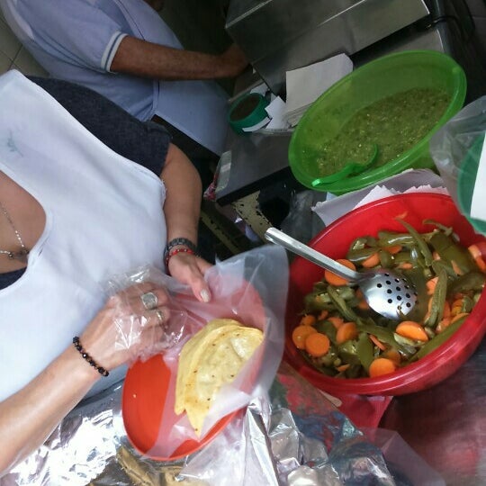 Tacos de Canasta "Chucho" Downtown Ciudad de México, Distrito Federal