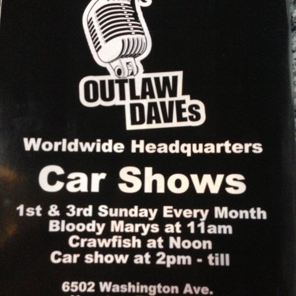 Снимок сделан в Outlaw Dave&#39;s Worldwide Headquarters пользователем Francisco N. 5/5/2013