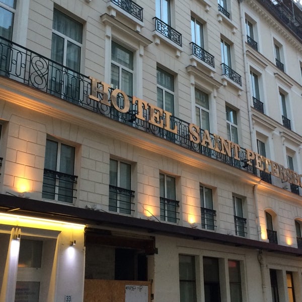 Das Foto wurde bei Hôtel Saint Petersbourg von Алена Х. am 6/18/2014 aufgenommen
