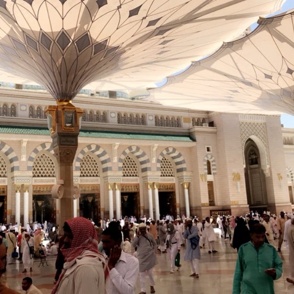 Fotos Bei Al Masjid Al Nabawi المسجد النبوي Madinah Al