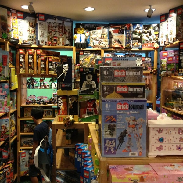 Lego shop store holland village