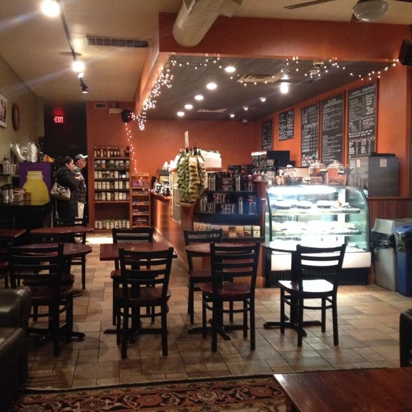 Foto tirada no(a) Boston Common Coffee Company por James em 1/30/2014