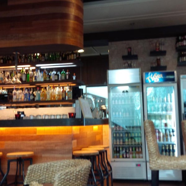 Терминал бистро. Терминал бистро. Кафе гиппопотам верона ресторан. Фудкорт в кремле. Hippopotamus сеть кафе в париже.