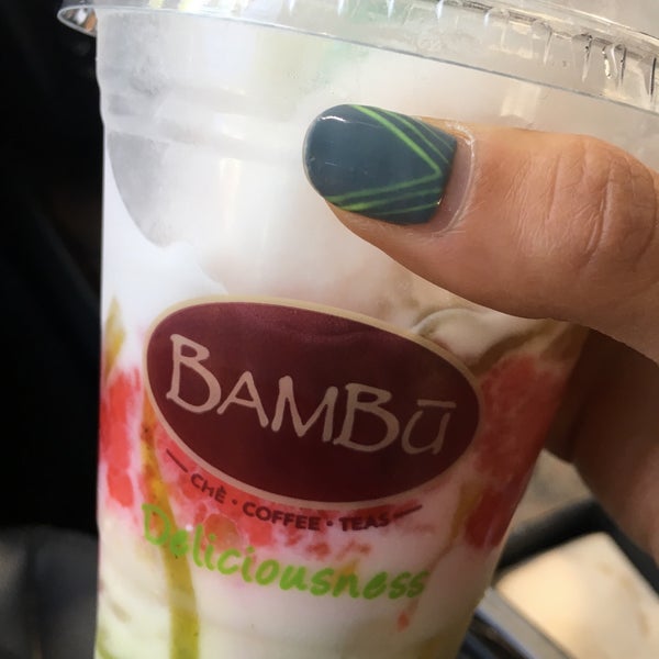 Photo taken at Bambū Desserts &amp; Drinks by Viv C. on 6/23/2017