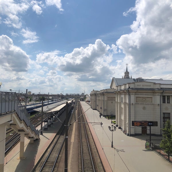 Foto scattata a Станция Брест-Центральный / Brest Railway Station da Peter S. il 5/27/2021