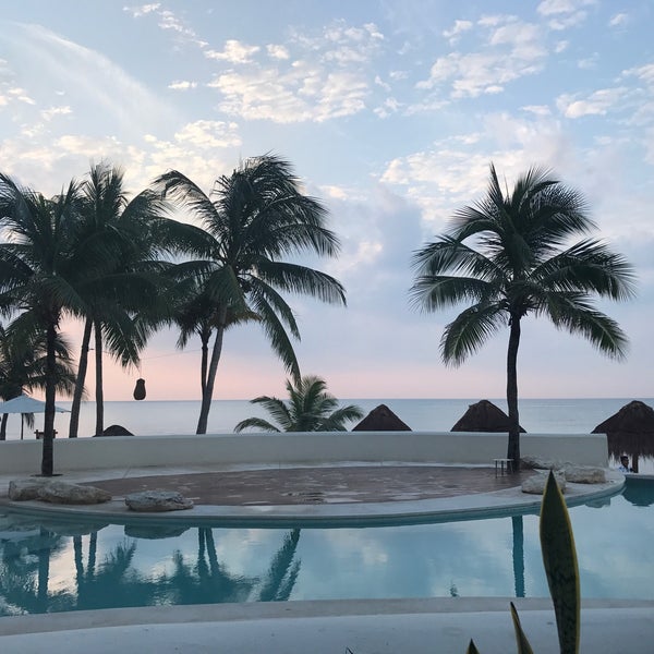 9/23/2017 tarihinde Cherie P.ziyaretçi tarafından Mahékal Beach Resort'de çekilen fotoğraf