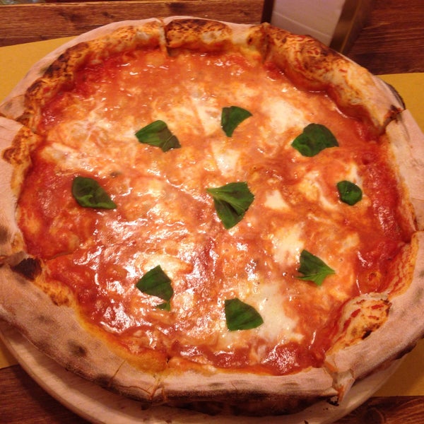 3/16/2015にGozde E.がI&#39; Pizzacchiereで撮った写真