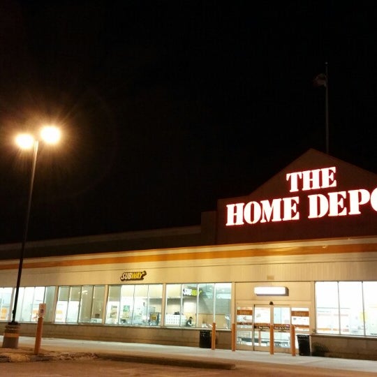 Photos at The Home Depot Richmond Hill, ON