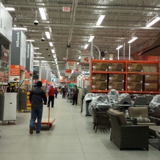 Photos at The Home Depot Richmond Hill, ON