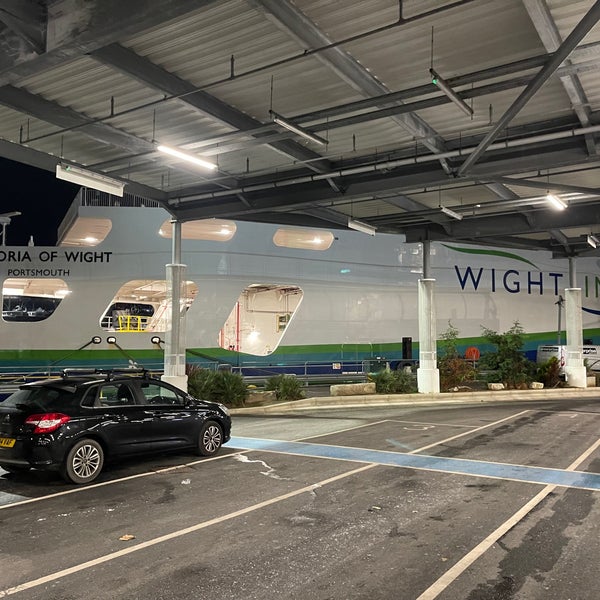 Wightlink Ferry Terminal (Car Ferry) Gunwharf Quays 26 tips