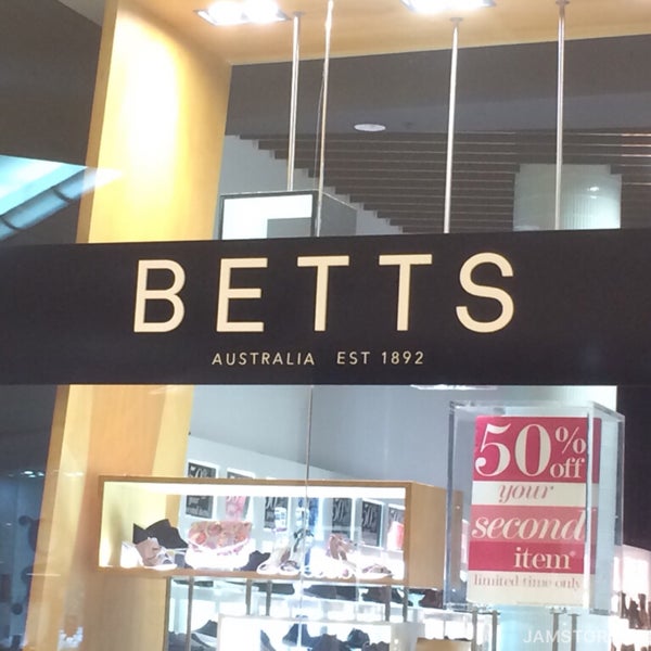 Betts Shoes Westfield Kotara Clearance