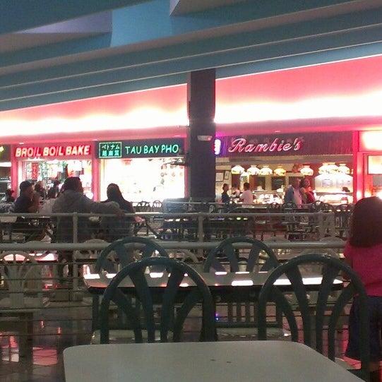 andersen afb food court