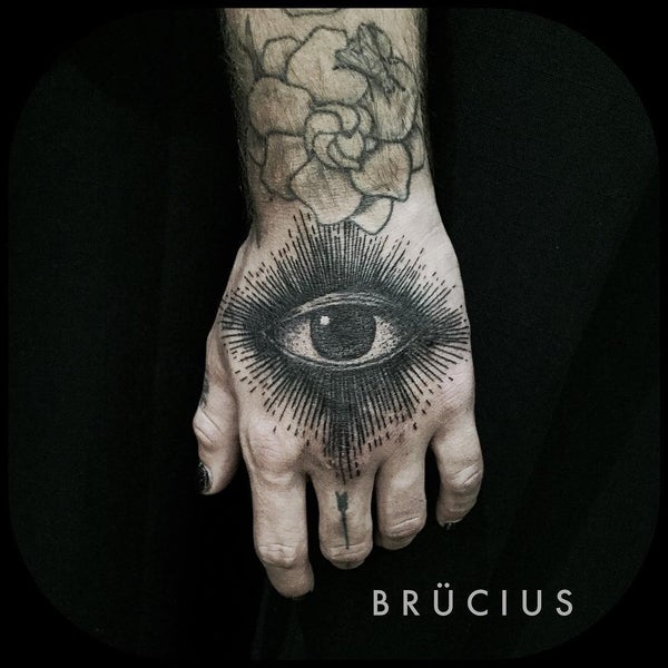 Fotos en Black Serum Tattoo - Mission Dolores - San Francisco, CA