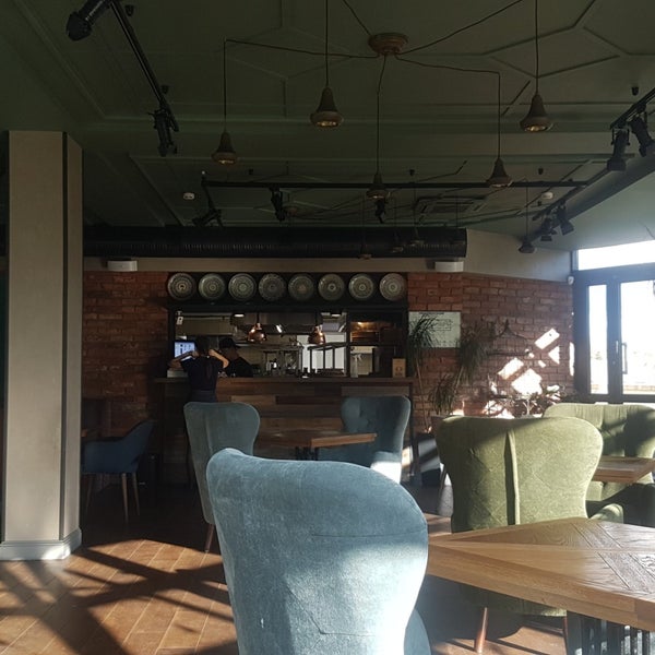 Das Foto wurde bei Hurma Restaurant &amp; Lounge Bar von Max K. am 9/16/2018 aufgenommen