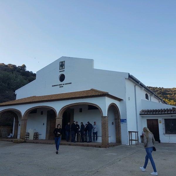 รูปภาพถ่ายที่ Antigua Casa de Guardia โดย Max K. เมื่อ 11/24/2019