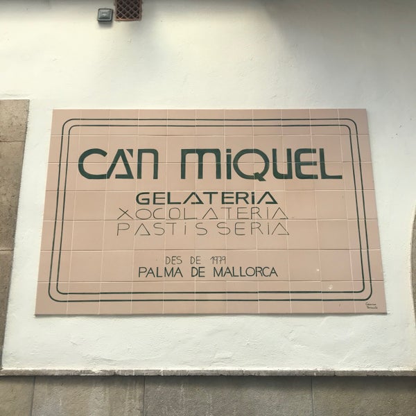 รูปภาพถ่ายที่ Ca&#39;n Miquel Gelateria โดย Fro เมื่อ 12/31/2019