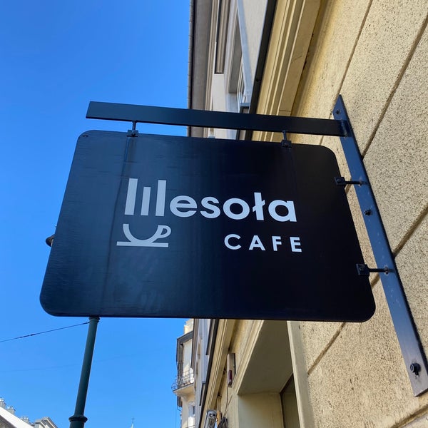 Foto diambil di Wesoła Cafe oleh Fro pada 10/3/2021