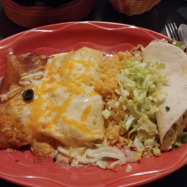 Photo taken at Pablo&#39;s Mexican Restaurant by Katie H. on 2/17/2019