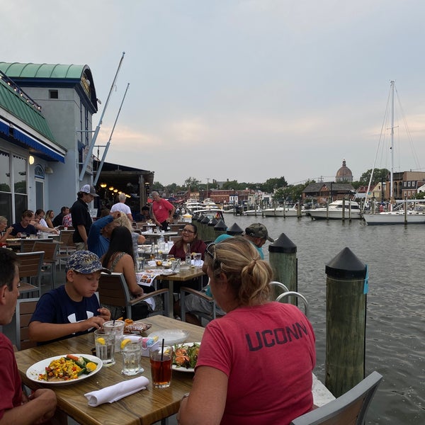 Photo taken at Pusser&#39;s Caribbean Grille by Hanin on 7/8/2021