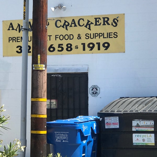 Animal Crackers MidCity West 8023 Beverly Blvd