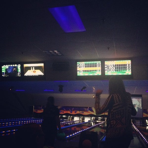 Photo taken at AMF Pleasant Valley Lanes by AJ V. on 1/26/2014