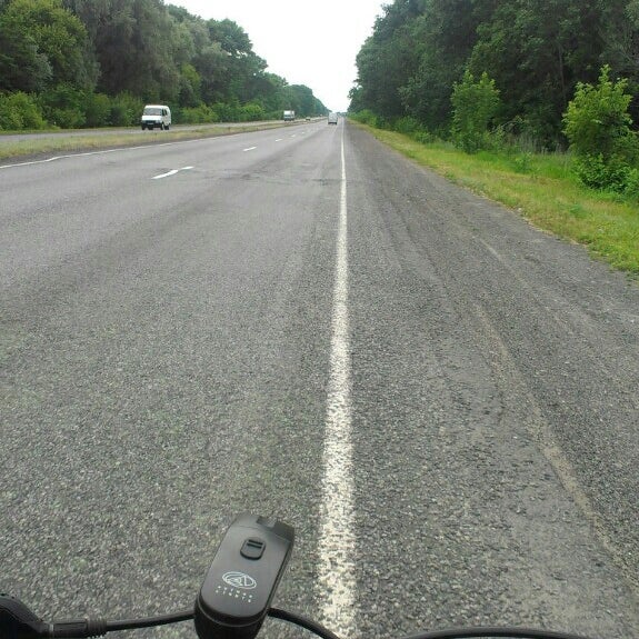 Полтава сегодня. Полтава дороги. М3 дорога. Машина на дороге. Полтавская дорога.