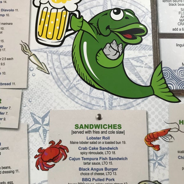 Das Foto wurde bei Harry&#39;s Oyster Bar &amp; Seafood von Michele A. am 8/16/2018 aufgenommen