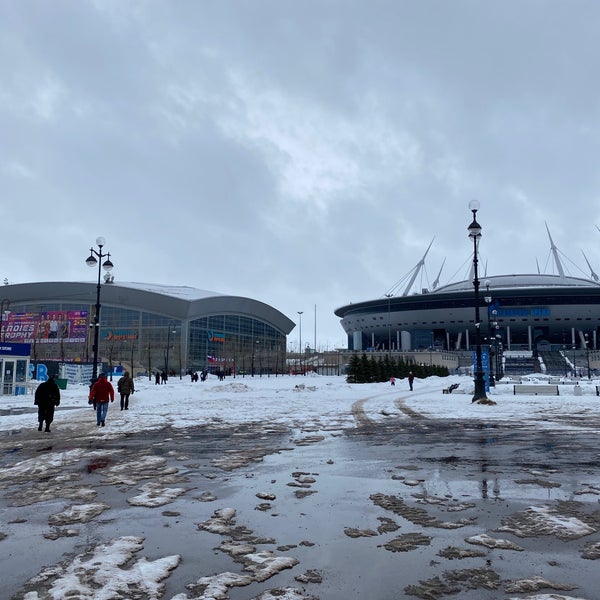รูปภาพถ่ายที่ Сибур Арена โดย Vadim T. เมื่อ 2/13/2022