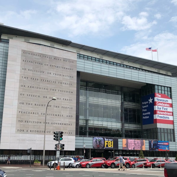 Photo taken at Newseum by Petra W. on 7/13/2019