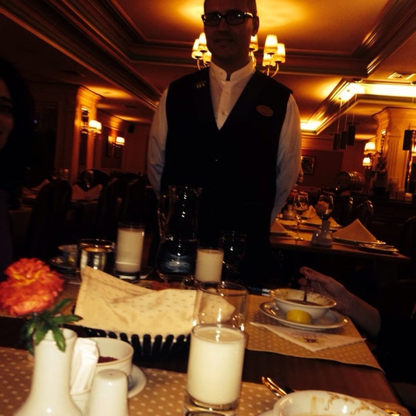 Photo taken at Hotel Yiğitalp İstanbul by 🔥ATeş💯 . on 1/13/2014