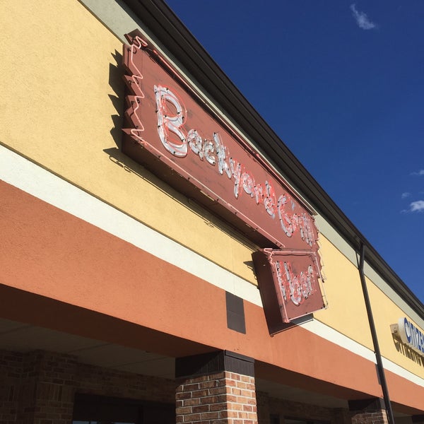 Backyard Grill & Bar - Restaurant