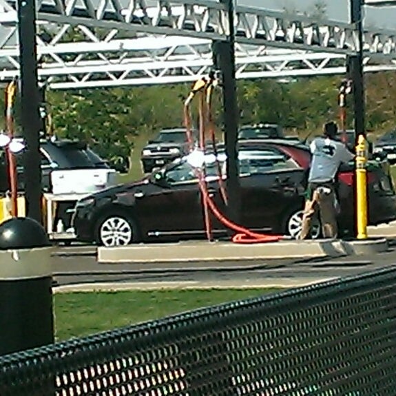 Lake Geneva Ultimate Car Wash 2 tips from 119 visitors