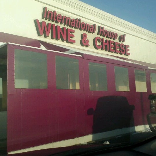 International House of Wine and Cheese Richmond, IL