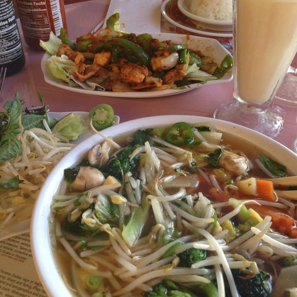 Phan's Garden Vietnamese Restaurant in Milwaukee