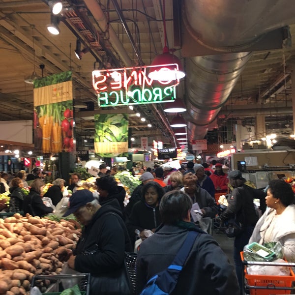 11/24/2015 tarihinde Anneke S.ziyaretçi tarafından Reading Terminal Market'de çekilen fotoğraf