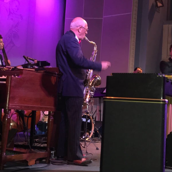 Снимок сделан в Санкт-Петербургская Филармония джазовой музыки пользователем Алла Л. 5/18/2018