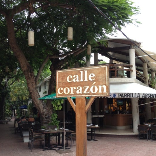 11/9/2012 tarihinde Sandra L.ziyaretçi tarafından Calle Corazón'de çekilen fotoğraf