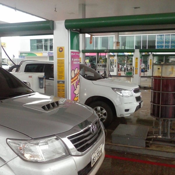 Photo taken at Posto Full Caxias by Anderson G. on 3/10/2014