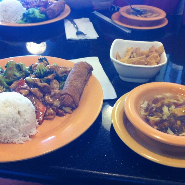 Moon Wok (Cedar Hill) 10 tavsiye'da fotoğraflar