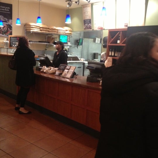 Noodles & Company Asian Restaurant in Wauwatosa