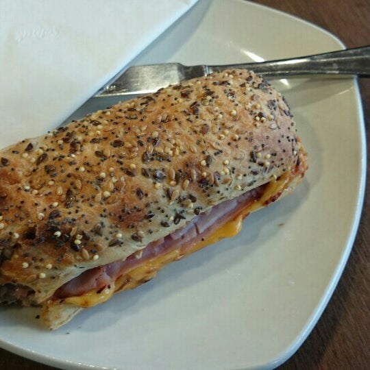 Bean & Leaf Coffee Shop in Mahon