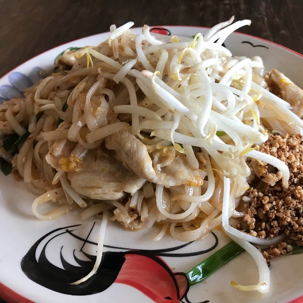 Foto tomada en Thai Noodle Etc.  por Valentino H. el 8/2/2018