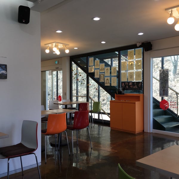 Боксы в кафе