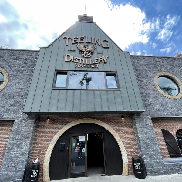 Very nice distillery… very trendy place and also very interesting… we enjoyed everything from the exhibition to the tour with guide, the visit of the shop… The tasting was superb 🤩🤩🤩👌👌👌