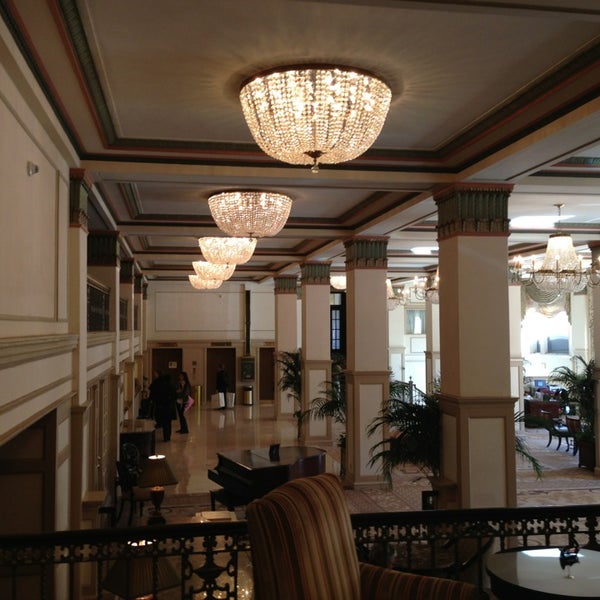 Das Foto wurde bei Francis Marion Hotel von Matthew P. am 2/2/2013 aufgenommen