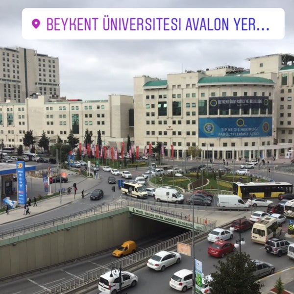Photo taken at Beykent Üniversitesi Avalon Yerleşkesi by Mimi A. on 10/17/2018